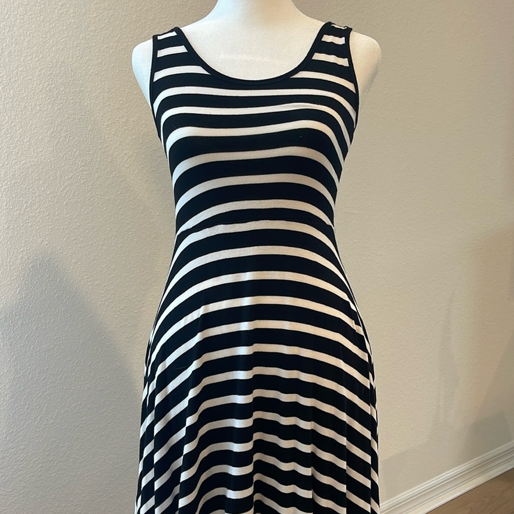 Ladies summer dress
